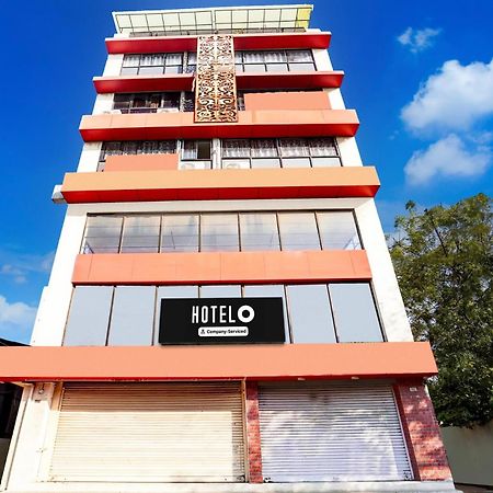 Super Hotel O Geeta Mandir Formerly Hotel Green Park Ахмедабад Экстерьер фото