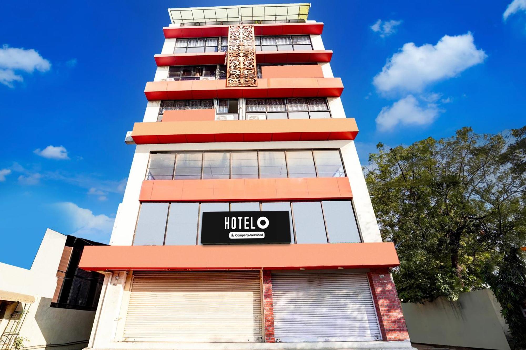 Super Hotel O Geeta Mandir Formerly Hotel Green Park Ахмедабад Экстерьер фото